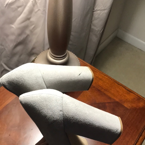 SOLD - Picture 3 of 4